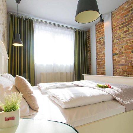 Krupnicza Modern Old Town Apartments - By Upstairs Krakow Exterior photo