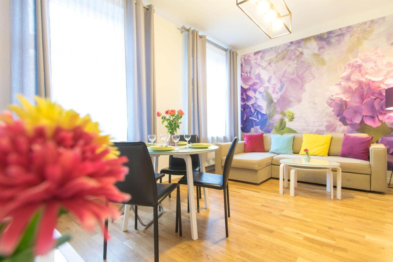 Krupnicza Modern Old Town Apartments - By Upstairs Krakow Exterior photo
