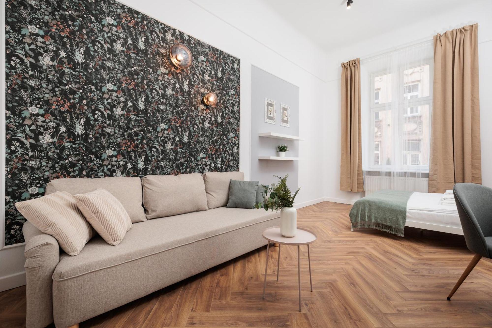 Krupnicza Modern Old Town Apartments - By Upstairs Krakow Exterior photo
