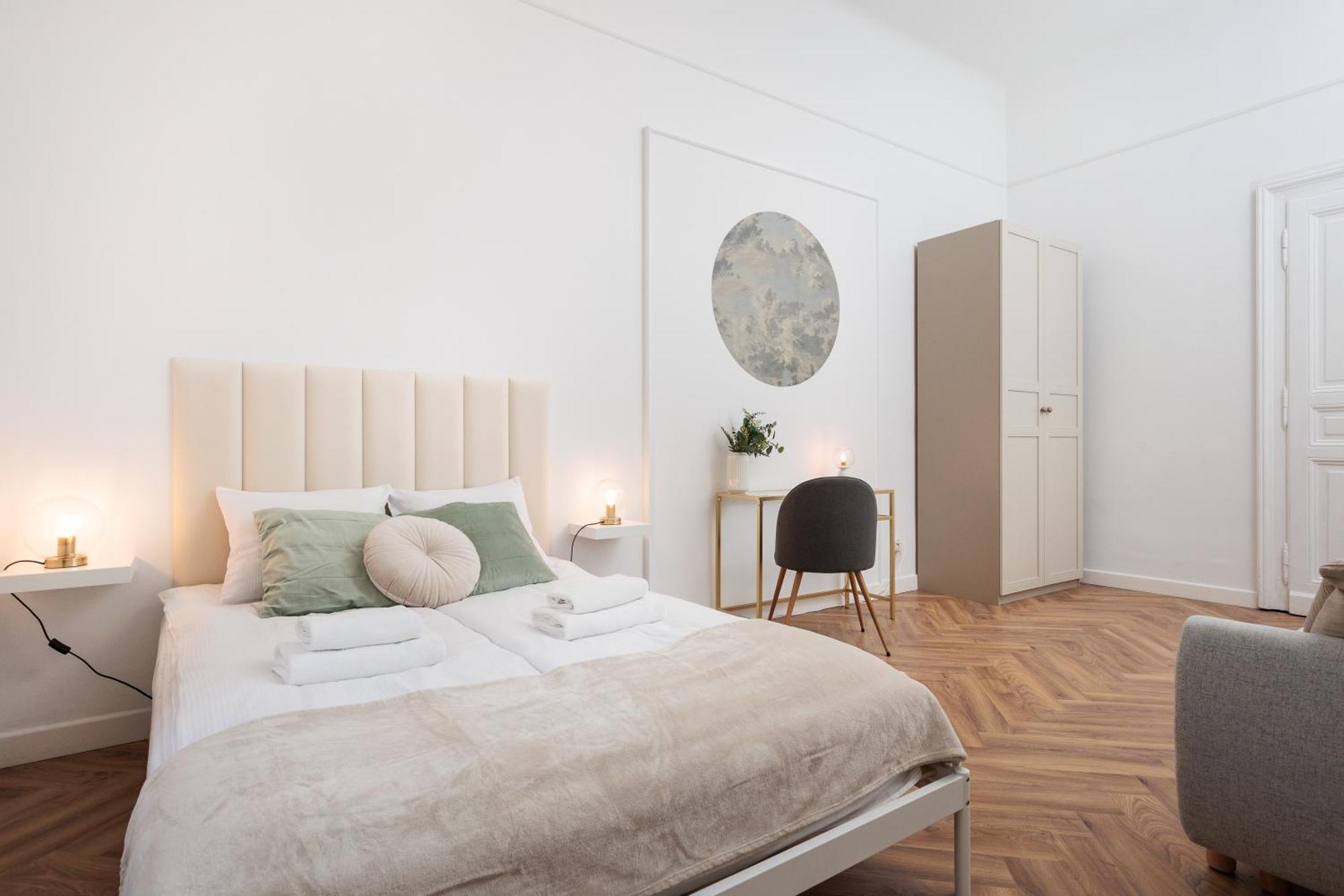 Krupnicza Modern Old Town Apartments - By Upstairs Krakow Exterior photo