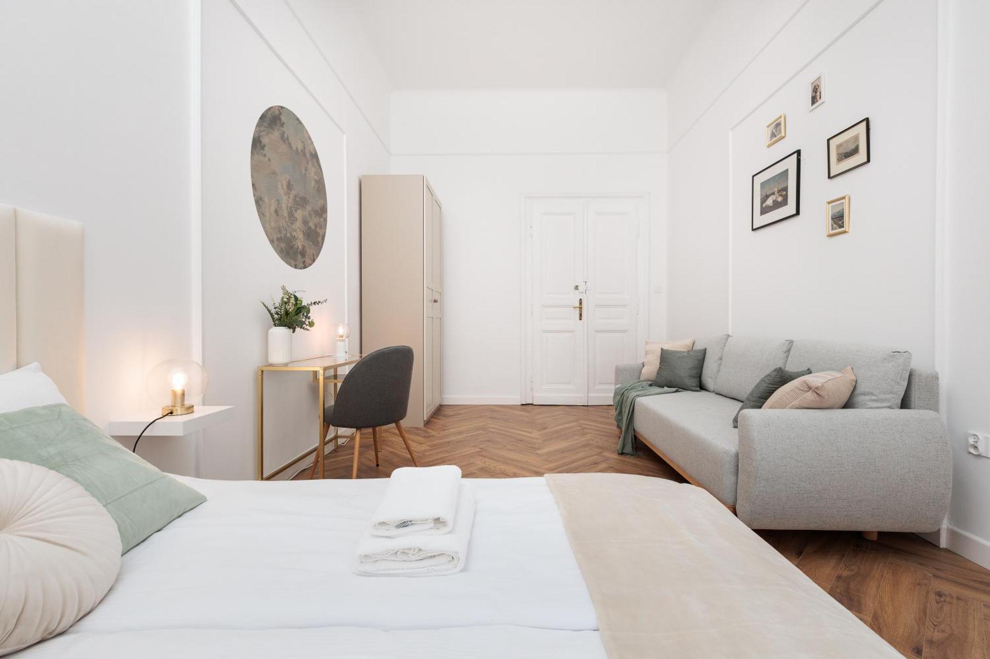 Krupnicza Modern Old Town Apartments - By Upstairs Krakow Exterior photo