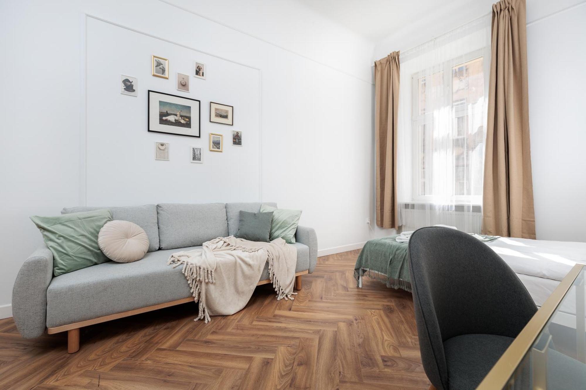 Krupnicza Modern Old Town Apartments - By Upstairs Krakow Exterior photo